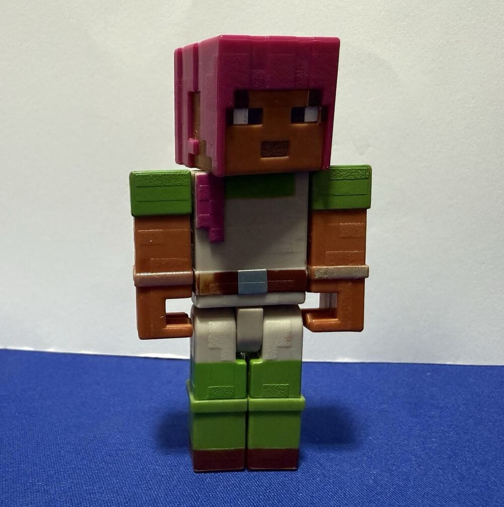 Mattel Minecraft Dungeons 3.25 " Adriene Series 1 Figure